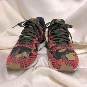 Camo Green Gum Bottom Nike Sneakers